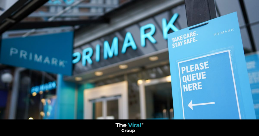Supermarkets extend opening times over Christmas - Primark